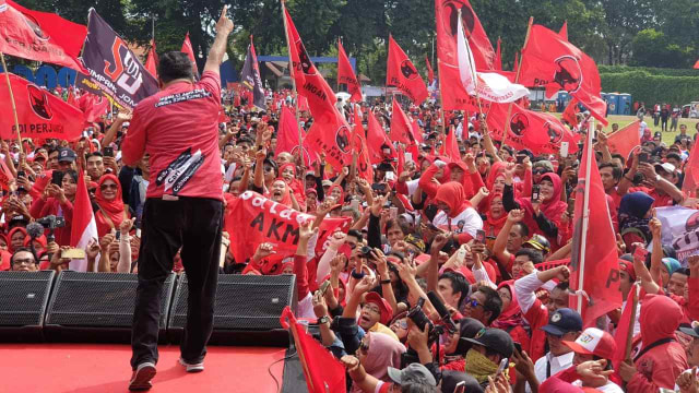 Kampanye Akbar PDIP di Alun-Alun Tanggerang. Foto: Dok. Tim media PDIP