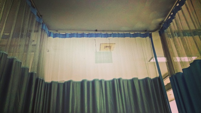 Ruangan IGD di rumah sakit.