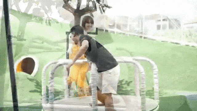 Kebahagiaan Gading Marten dan Gisella Anastasia bersama Gempita. Foto: Instagram/@gadiiing
