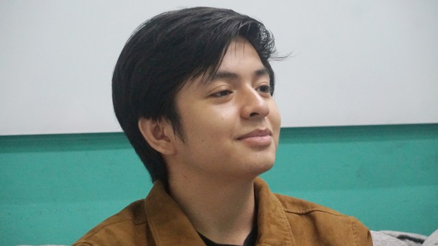 Pemeran film 'Sunyi',  Angga Yunanda saat berkunjung ke kantor kumparan, Jalan Jati Murni No.1A, Jati Padang, Jakarta Selatan, Rabu, (27/3). Foto: Dicky Adam Sidiq/kumparan