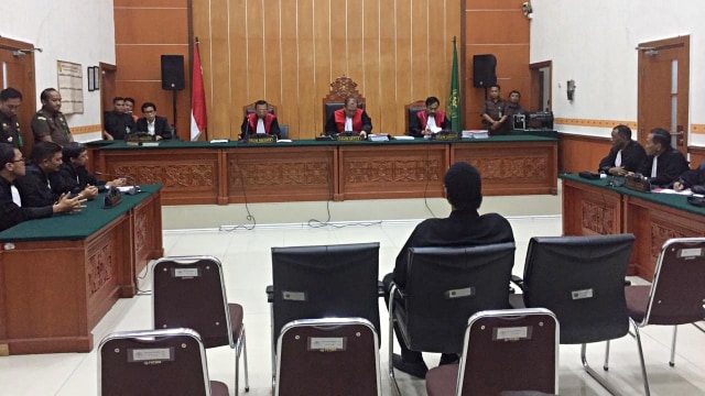 Suasana sidang vonis Hercules terkait kasus penyerobotan lahan milik orang. Foto: Andreas Ricky Febrian/kumparan