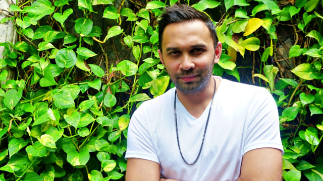 Pemeran film Lukisan Ratu Kidul, Teuku Zacky saat berkunjung ke kantor kumparan. Foto: Matheus Marsely/kumparan