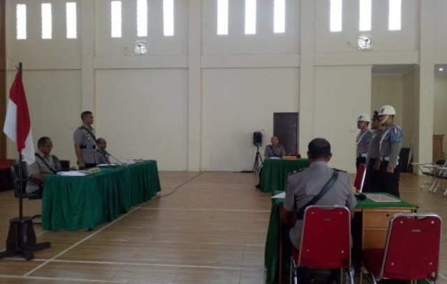 Proses sidang Komisi Kode Etik Polri di Polres Lhokseumawe terhadap Brigadir F. Foto: Dok. Polres Lhokseumawe