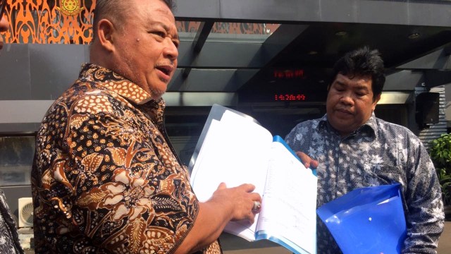 Hermawi Taslim, kuasa hukum PT. Sekar Wijaya, laporkan cicit Soeharto atas dugaan penipuan jual beli lahan. Foto: Ricky Febrian/kumparan