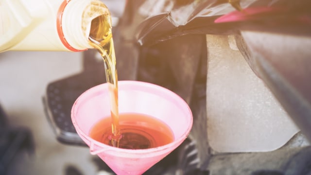 Ilustrasi oli. Foto: Shutter Stock