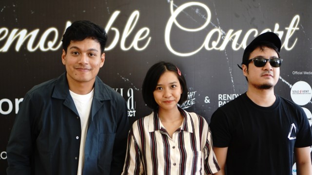 Rendy Pandugo dan Midnight Quickie di Royal Besaran, De Tjolomadoe, Karanganyar, Jawa Tengah, Sabtu (30/3). Foto: Regina Kunthi Rosary/kumparan