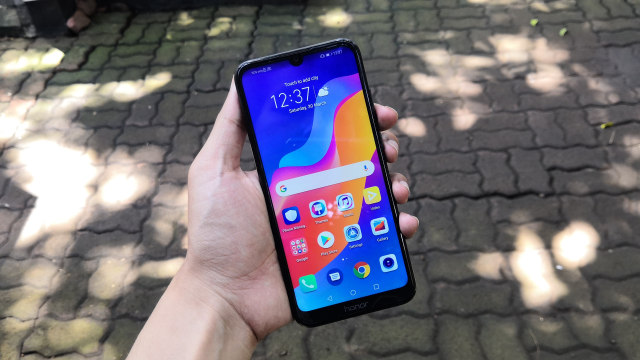 Honor 8A. Foto: Muhamamd Fikrie/kumparan