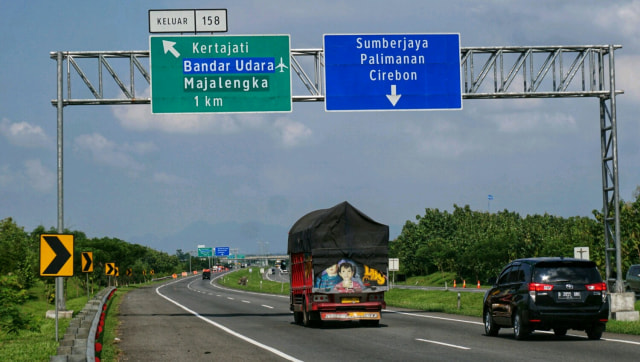 Akses dari Tol menuju Bandara Kertajati. Foto: Helmi Afandi/kumparan
