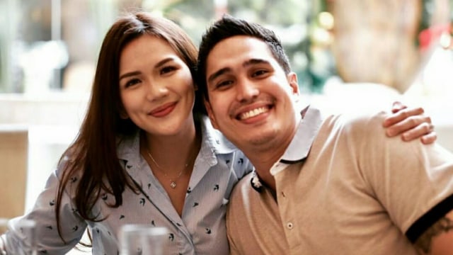 Momen manis Marcel Chandrawinata dan istri. Foto: (Instagram/marcelchandra)