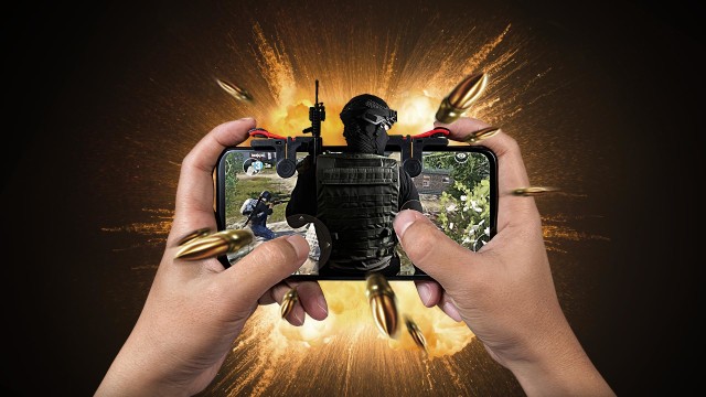 Ilustrasi bermain PUBG. Foto: Herun Ricky /kumparan