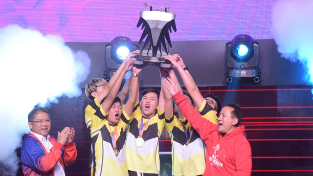 Tim Mobile Legends ONIC juara Piala Presiden eSports 2019. Foto: Piala Presiden eSports 2019