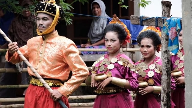 Penari sanggar Mada Ntana, Foto: Trip Salam Indonesia