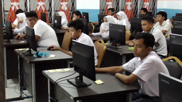 Ilustrasi anak SMA belajar. Foto: Dok. Istimewa