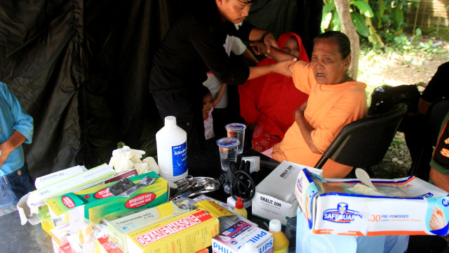 Ilustrasi memeriksa kesehatan. Foto: ANTARA FOTO/Akbar Tado