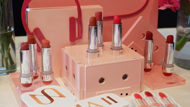 Delicate Matte Lipstick Dari ULTIMA II. Foto: Gina Yustika Dimara/kumparan