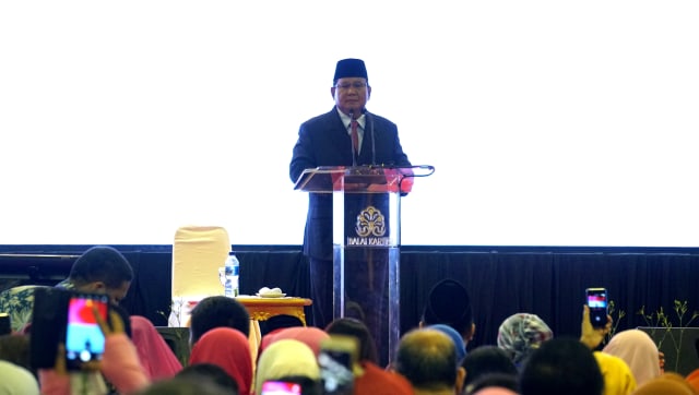 Prabowo Subianto saat menghadiri Gerakan Elaborasi Rektor Akademisi Alumni & Aktivis Kampus Indonesia di Balai Kartini, Jakarta, Jumat (5/4). Foto: Nugroho Sejati/kumparan