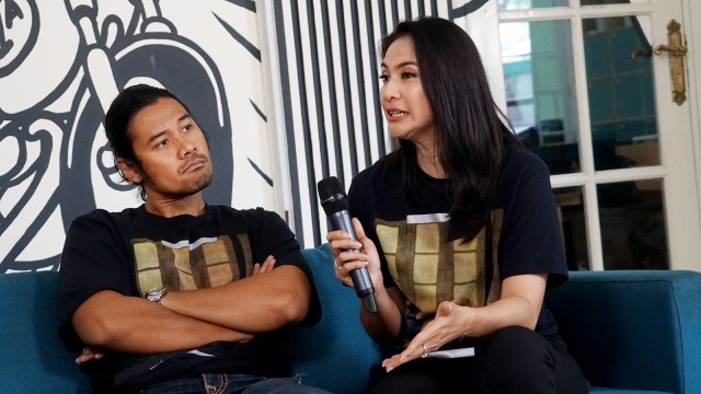 Pemeran film Ave Maryam, Maudy Koesnaedi dan Chicco Jerikho. Foto: Jamal Ramadhan/kumparan