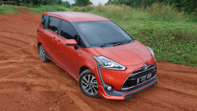 Toyota Sienta Foto: Aditya Pratama Niagara/kumparanOTO