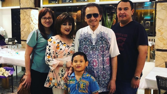 Keluarga mendiang Mus Mulyadi Foto: IG @erick_mus