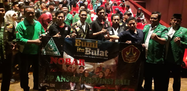 Perkuat  Toleransi,  Ansor Bali Nonton Bareng  Film  ‘Bumi itu Bulat’