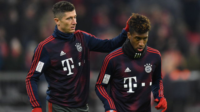 Robert Lewandowski dan Kingsley Coman. Foto: AFP