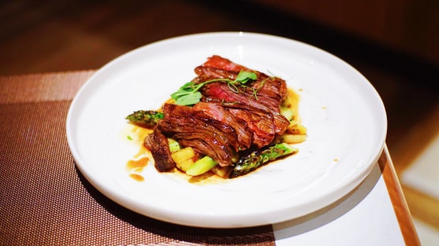 Charcoal Grilled Australian Wagyu Bavette Steak Foto: Mela Nurhidayati/kumparan
