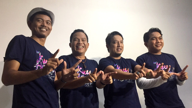 Grup band Wali usai syuting video klip Kuy Hijrah. Foto: Giovanni/kumparan
