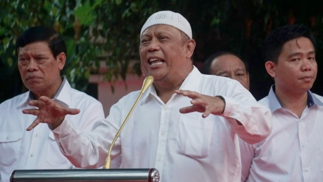 Calon legislatif dari Partai Amanat Nasional (PAN), Eggi Sujana, saat konferensi pers di Kertanegara, Jakarta. Foto: Irfan Adi Saputra/kumparan