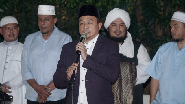 Ustaz Bachtiar Nasir saat konferensi pers di Kertanegara, Jakarta. Foto: Irfan Adi Saputra/kumparan