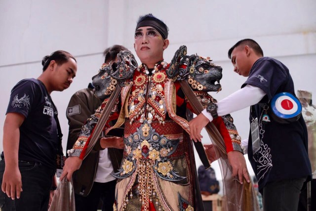 Alm. Dynand Fariz semasa hidup, tengah mempersiapkan diri tuk tampil di JFC. Foto: Dok. Biro Komunikasi Publik Kementerian Pariwisata