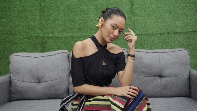 Pemeran film 'Sekte', Asmara Abigail saat berkunjung ke kantor kumparan Jalan Jati Murni No 1A, Jati Padang, Jakarta Selatan, Kamis, (18/4). Foto: Helmi Afandi Abdullah/kumparan