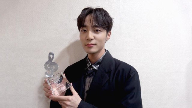 Penyanyi Korea Selatan, Roy Kim. Foto: Instagram/@roykim_official