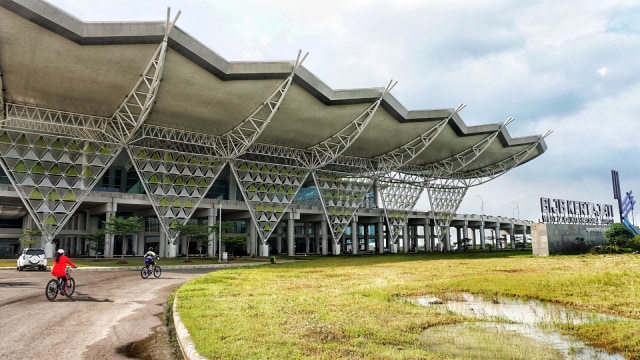 Suasana di kawasan Bandara Kertajati. Foto: Putri Sarah Arifira & Helmi Afandi Abdullah/kumparan