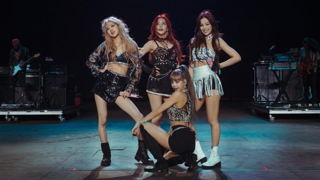 Blackpink di panggung Coachella, Sabtu (20/4). Foto: Twitter/@coachella