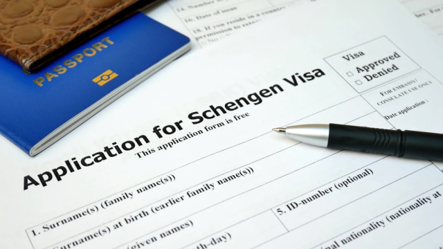 Formulir aplikasi Visa Schengen Foto: Shutter Stock