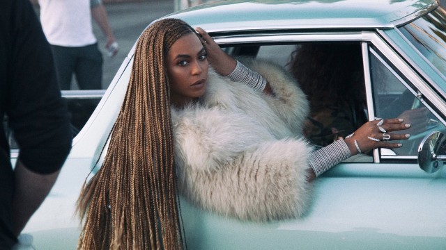 Beyonce di video klip 'Formation' Foto: Facebook @Beyonce