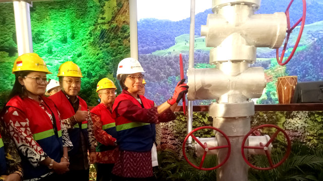 Menteri Keuangan, Sri Mulyani groundbreaking Geo Dipa PLTP unit 2 Dieng dan Patuha. Foto: Nicha Muslimawati/kumparan
