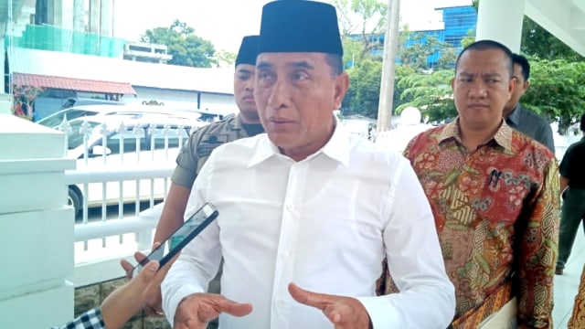Edy Rahmayadi saat diwawancarai wartawan. Foto: Rahmat Utomo/kumparan