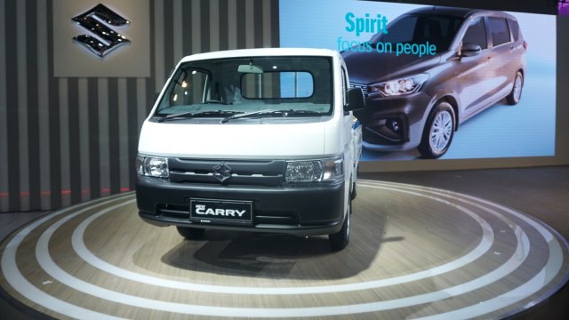 Peluncuran New Suzuki Carry di pameran otomotif Indonesia Internasional Motor Show (IIMS) di Jiexpo Kemayoran, Jakarta, Kamis (25/4). Foto: Irfan Adi Saputra/kumparan