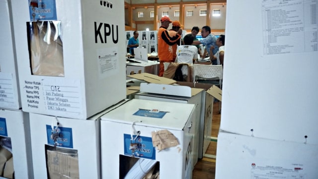 Ilustrasi rekapitulasi suara. Foto: Irfan Adi Saputra/kumparan