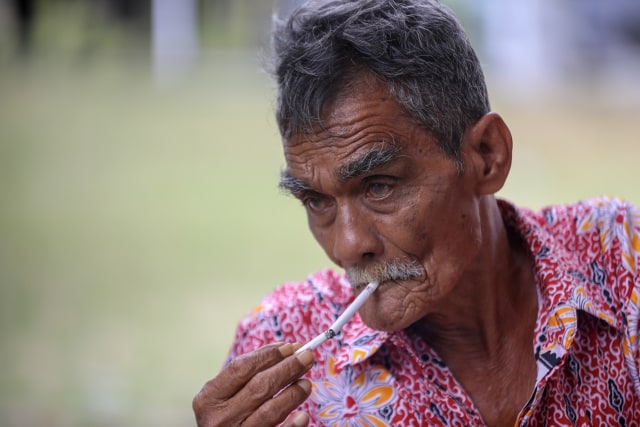 Hasbi Burman, penyair Aceh. Foto: Suparta/acehkini