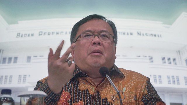 Kepala Bappenas, Bambang Brodjonegoro saat konferensi pres pembahasan rencana pemindahan ibu kota negara, Jakarta, Selasa (30/4). Foto: Irfan Adi Saputra/kumparan