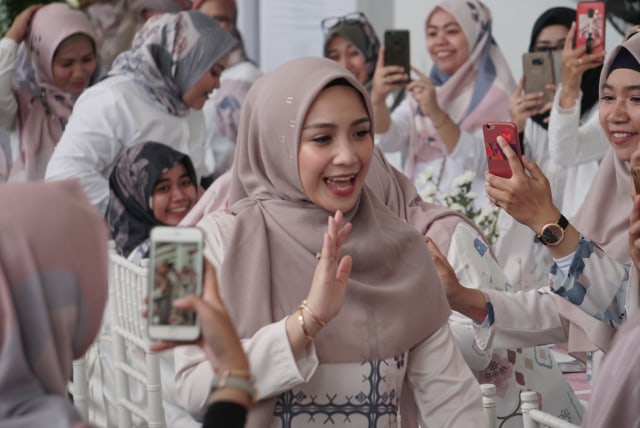 Nagita Slavina di Annual Show 2019 Vanilla Hijab. Foto: Irfan Adi Saputra/kumparan