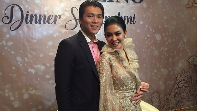 Reino Barrack dan Syahrini. Foto: Giovanni/kumparan