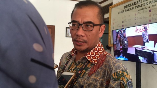Komisioner KPU Hasyim Asyari. Foto: Paulina Herasmaranindar/kumparan