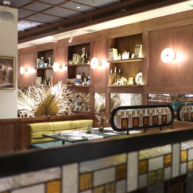 Interior Arrack & Spice.