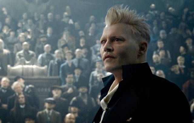 Johnny Depp sebagai Grindelwald (Foto: Warner Bros)