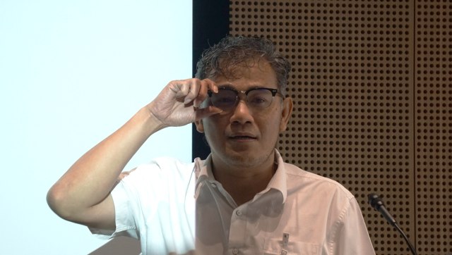 Budiman Sudjatmiko saat diwawancara di kantor Google Indonesia, Jakarta, Sabtu (4/5). Foto: Nugroho Sejati/kumparan