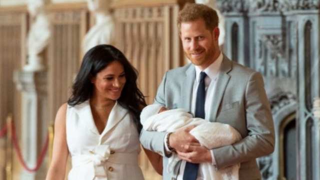 Pangeran Harry, Meghan Markle dan Archie Harrison Foto: Instagram Sussex Royal