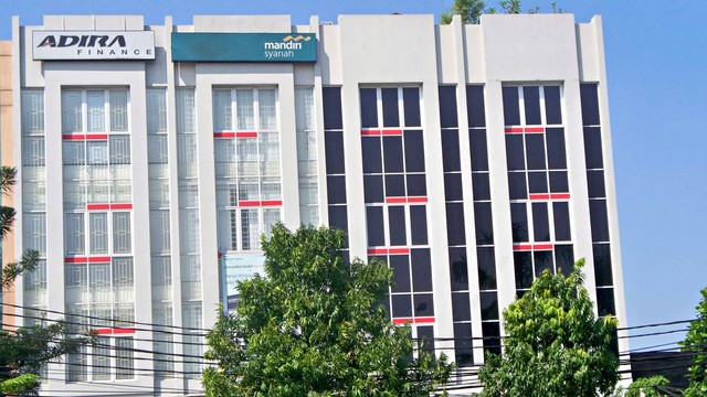 Salah satu gedung Adira Finance di Jakarta Selatan. Foto: Dok. Wikimedia/Akhmad Fauzi